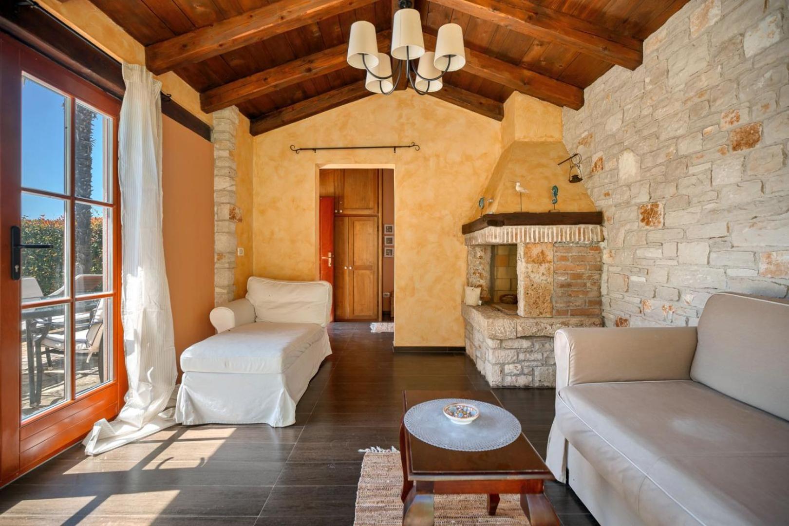 Rustic Villa Cehici With Pool In Sveti Lovrec Jehnici Eksteriør billede